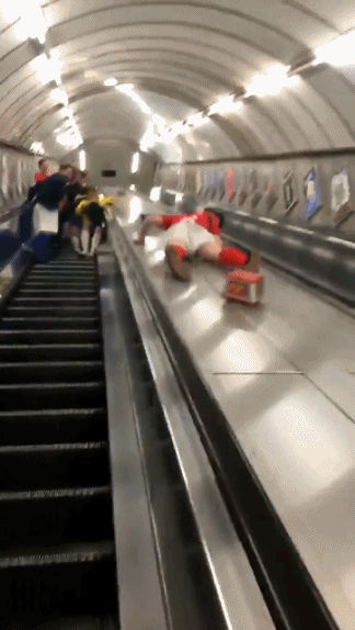 f17c5901d8e02dd886993f01d7d7d903.gif